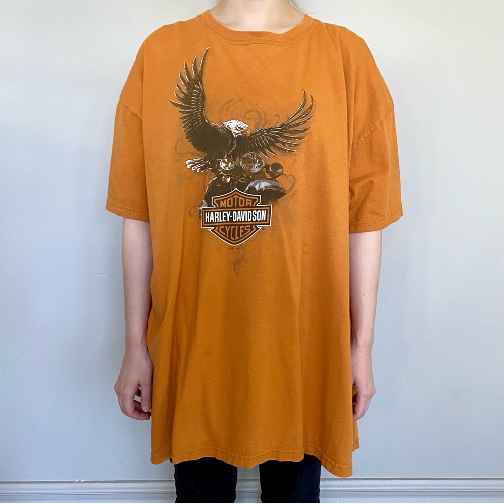 Harley Davidson Seminole Sanford Florida 2011 graphic motorcycle t-shirt. 🧡